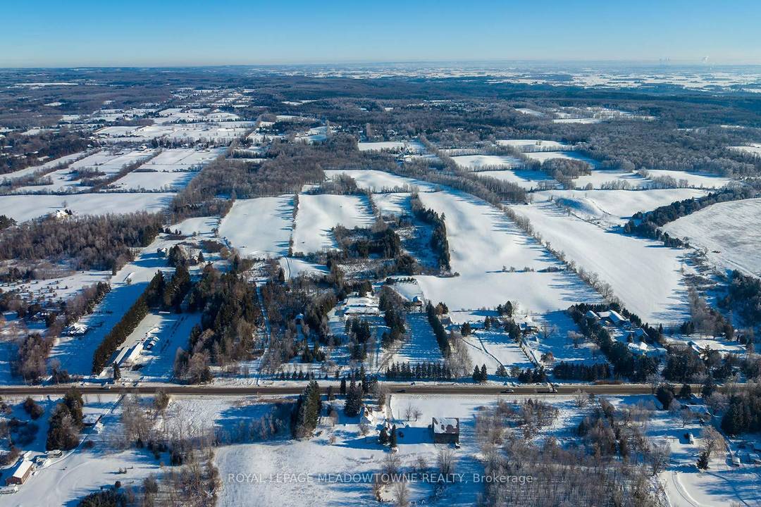 Approximately 80. 2 acres of prime farmland located at 14165 Trafalgar Road in Halton Hills, just minutes from Georgetown and Acton.