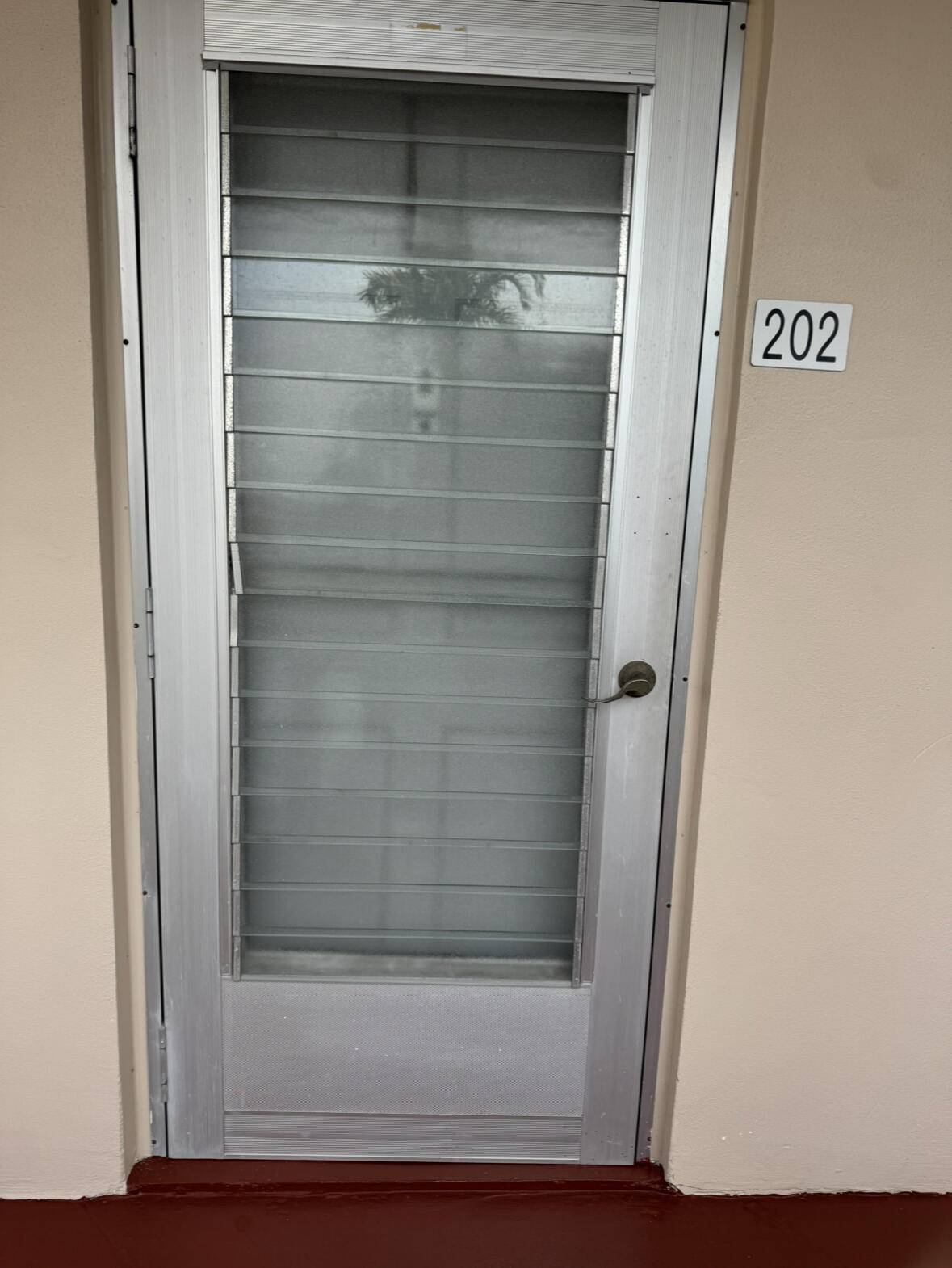 Private and clean 2 bedroom 2 bath condo available now in the centrally located 55 community of Lake Clarke Gardens, Conveniently located close to the Palm Beach International PBI airport, ...