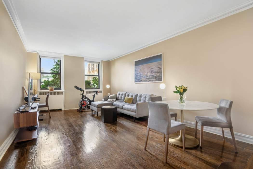 Located on one of Hudson Heights best blocks, this two bedroom, one bath home blends generous living space with Art Deco charm.