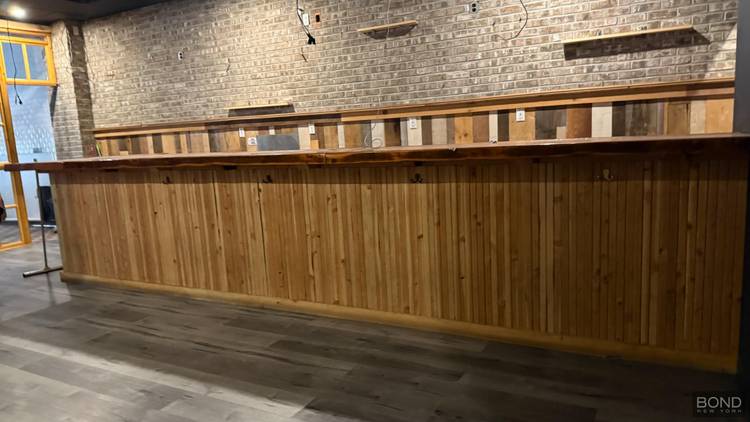 Prime Retail Space for Rent on Broadway in the heart of Astoria !