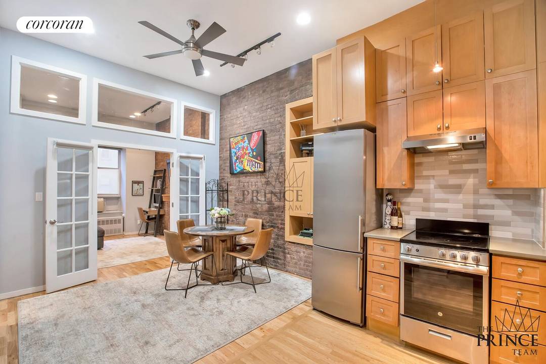 Unit 305 is a rarely available 1 bedroom convert.