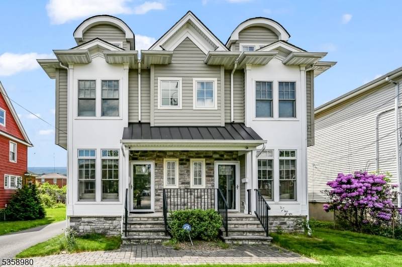 Welcome to 30A Rector St, a luxury new rental in the heart of Millburn offering the perfect combination of style, comfort, and Unbeatable location.