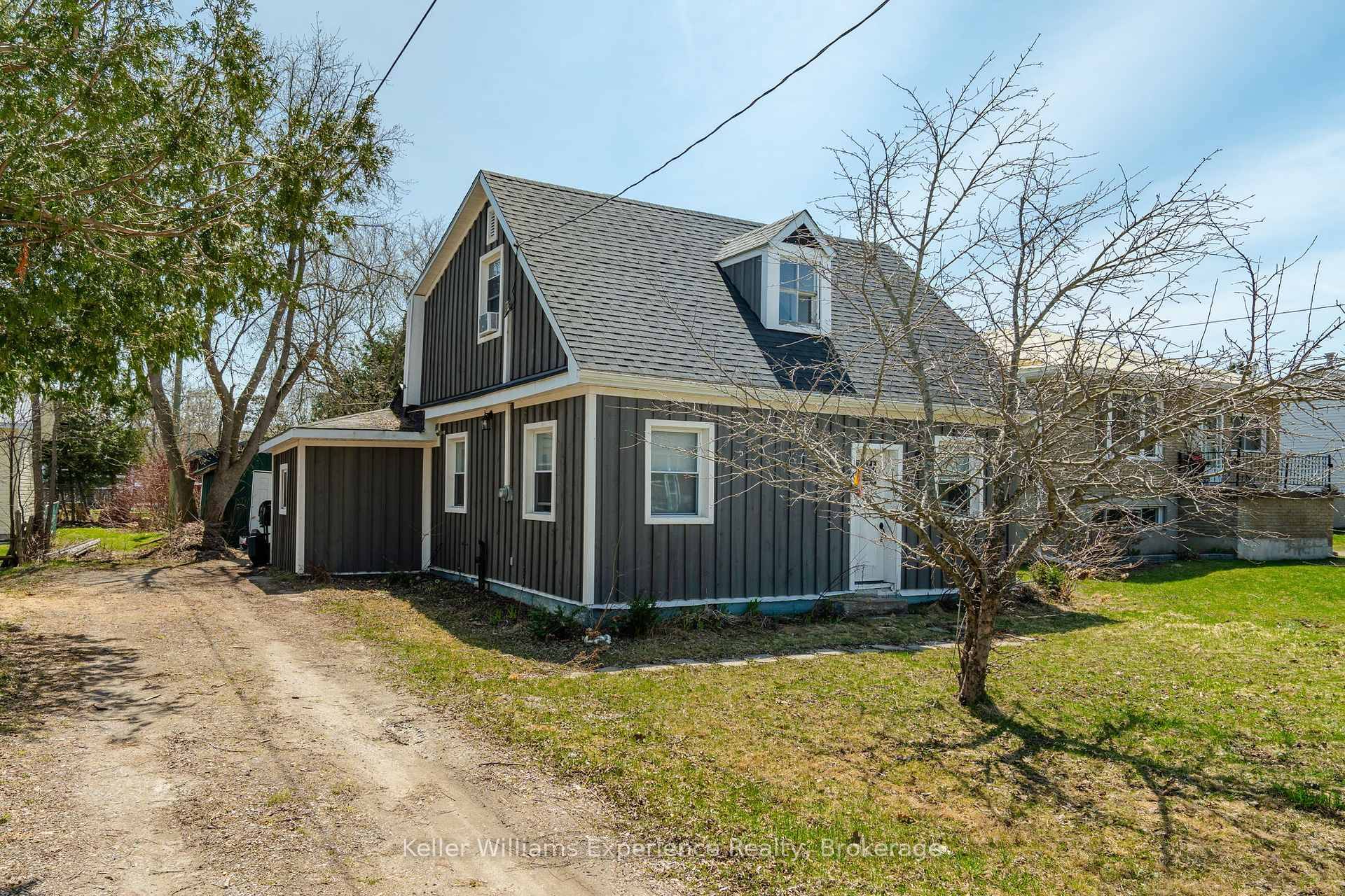 This 2 bedroom, 1. 5 bathroom home is an ideal choice for first time buyers, young couples, or those looking to downsize.