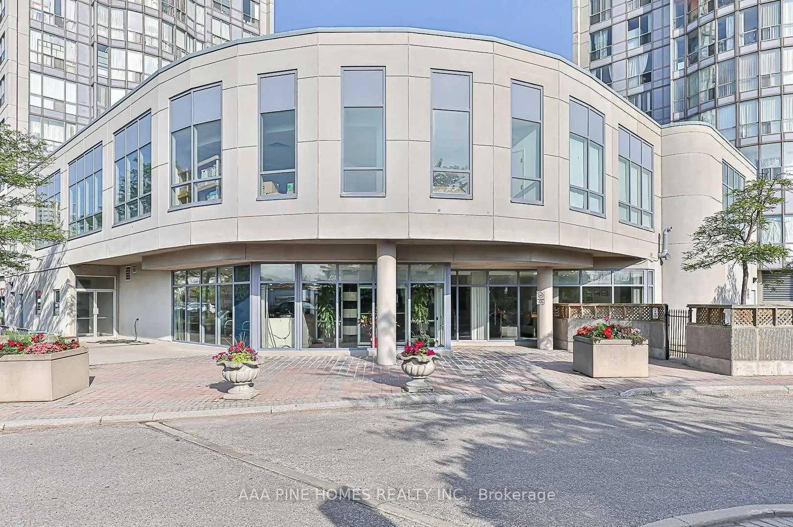 Location, Location ! Welcome to 2550 Lawrence Avenue East, Unit 1111, situated in a prime area that offers seamless connectivity throughout Toronto via public transit.