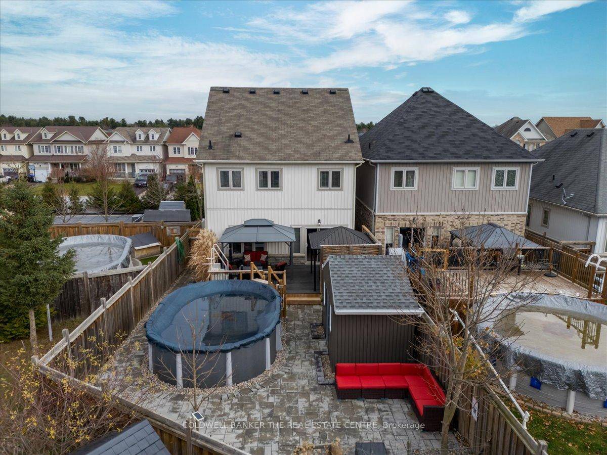 Welcome to 290 Greenwood Drive Your Dream Home Awaits !