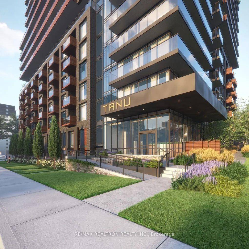 Beautifully maintained 1 Bedroom Den suite offering 693 sq ft of interior space plus an 80 sq ft balcony.