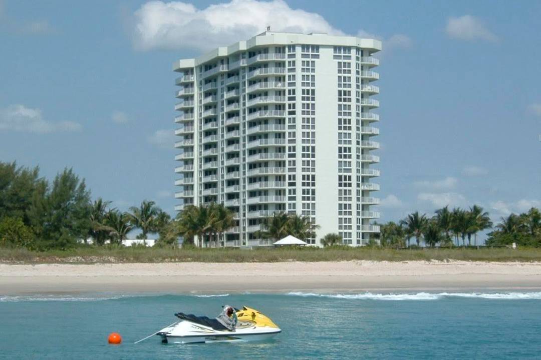 Experience luxury at Aquanique Ocean Club !