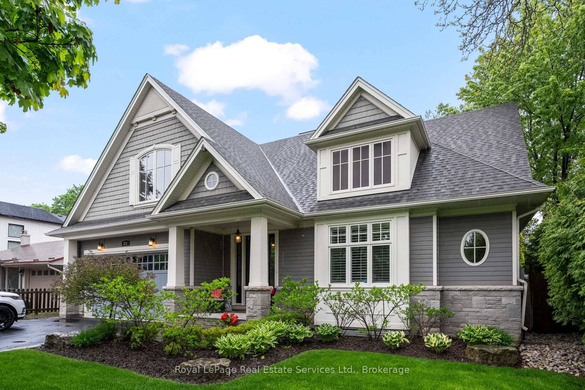 Your dream home awaits in the heart of Oakville's coveted Bronte neighbourhood.