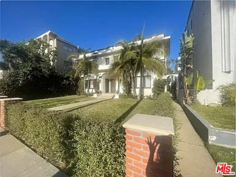 839  5th St 2.0 Santa Monica LA
