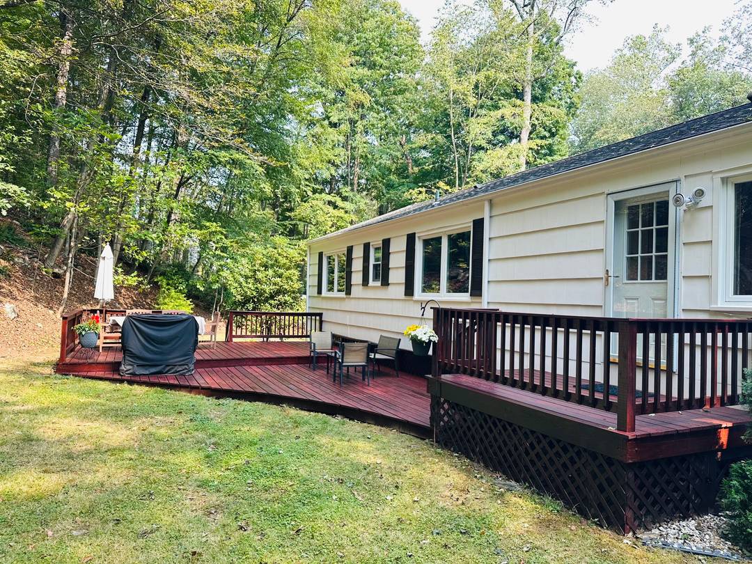 Nestled on a quiet cul de sac, this sun filled 4 bedroom, 2 bath ranch offers comfort, convenience, and timeless appeal.