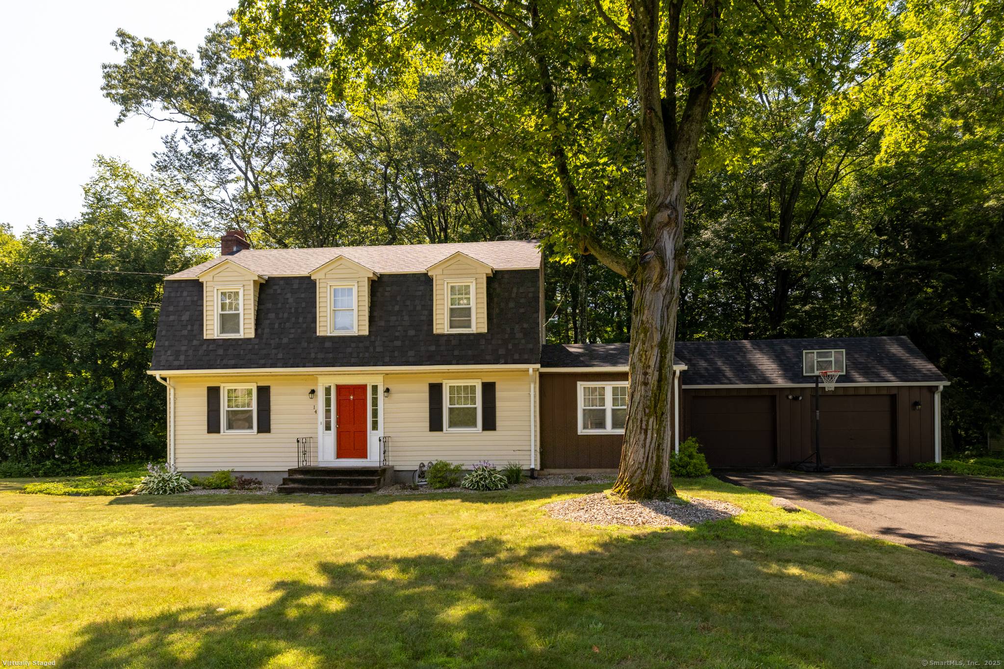 Come Check Out This Spacious and Immaculately Maintained Home in Desirable Pilgrim Village !