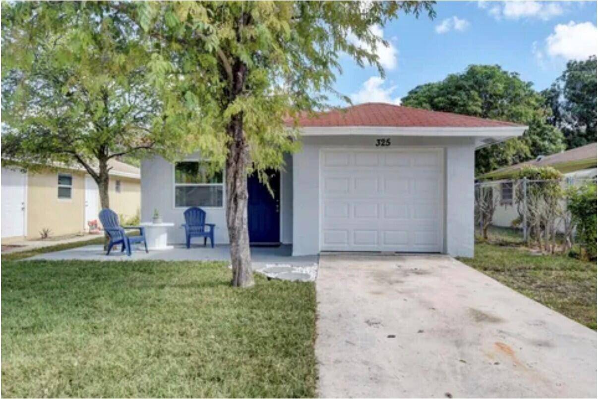 Experience luxury living in this 4 bedroom, 2 bath Delray Beach retreat.