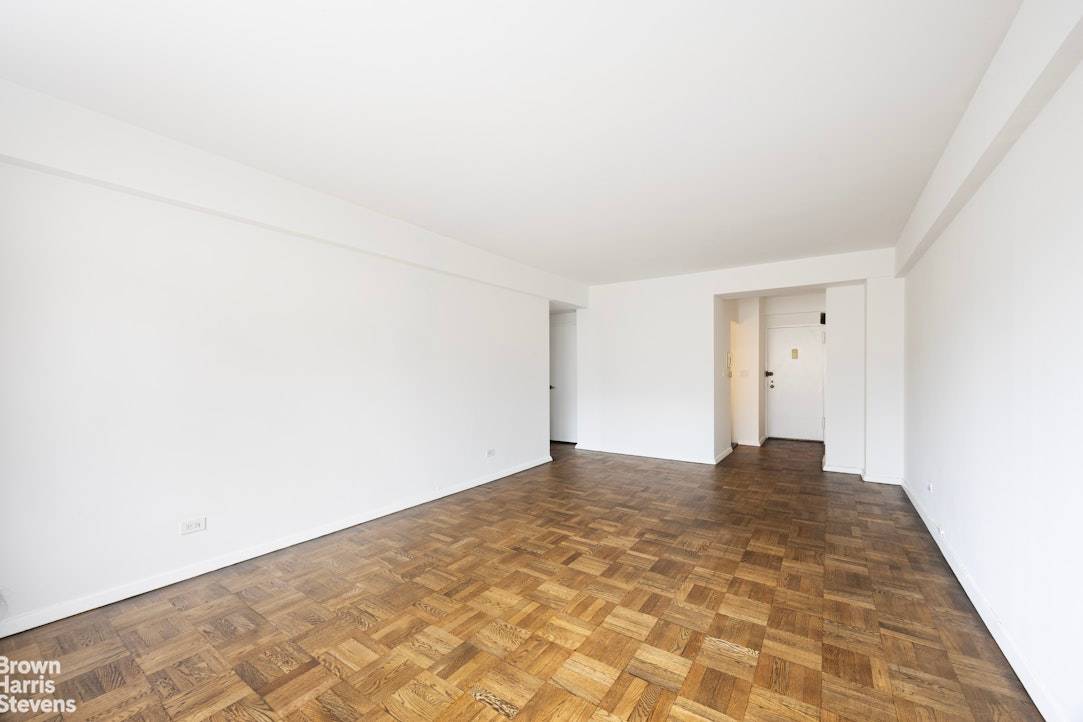 An Upper East Side One Bedroom condo that s a perfect primary home, pied a terre, or investment property.