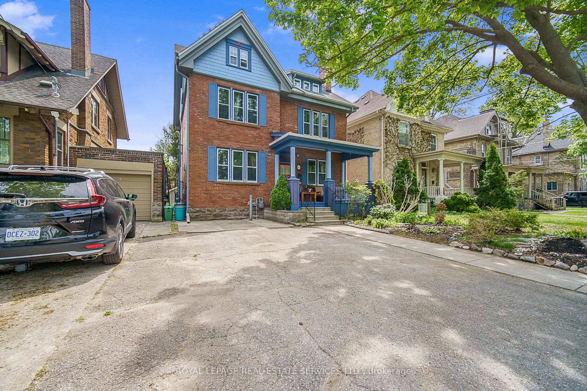 This magazine worthy red brick masterpiece is nestled in the prestigious Woodfield Heritage neighbourhood.