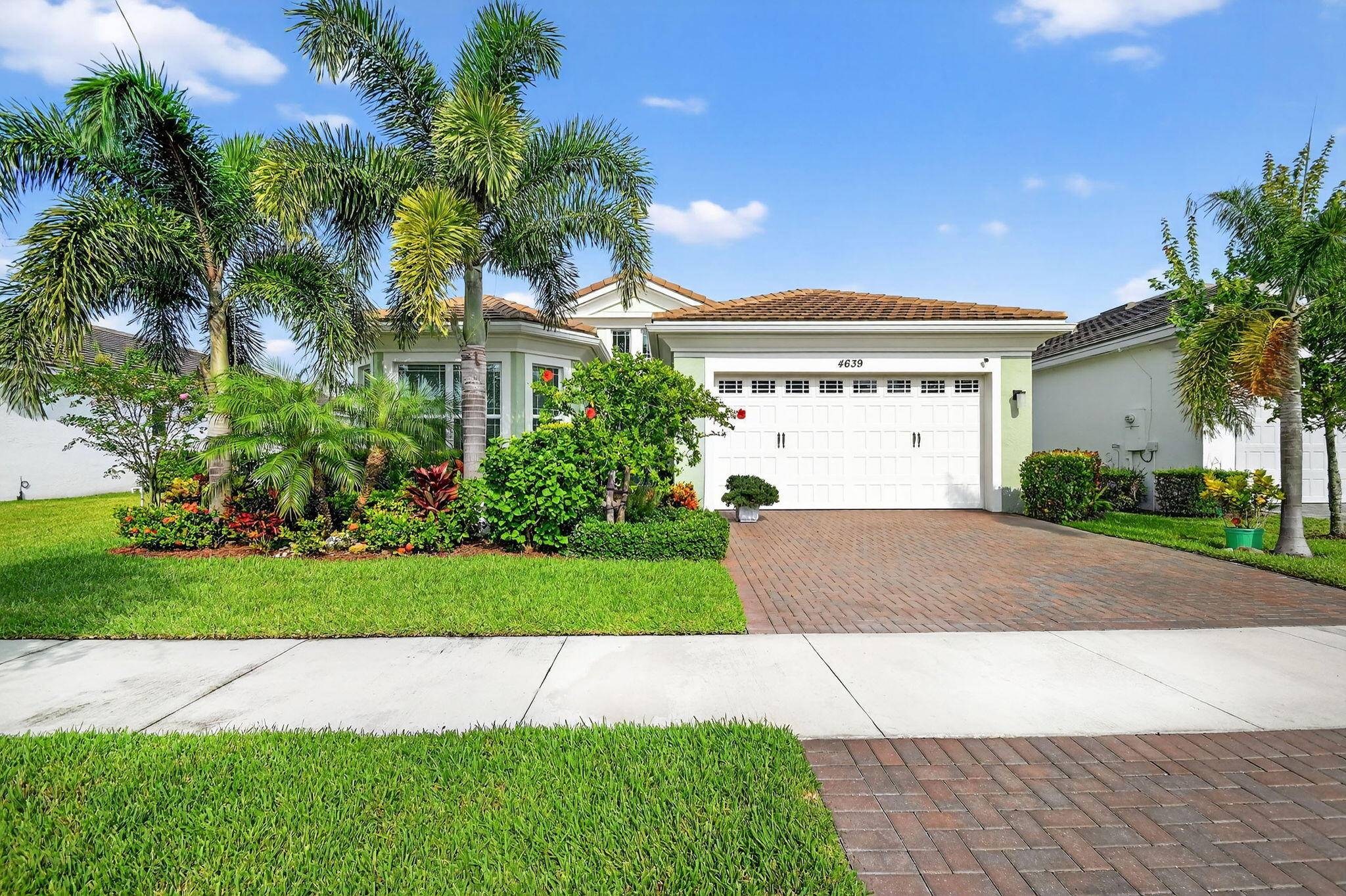 Welcome to this beautifully maintained 3 Bed 2.