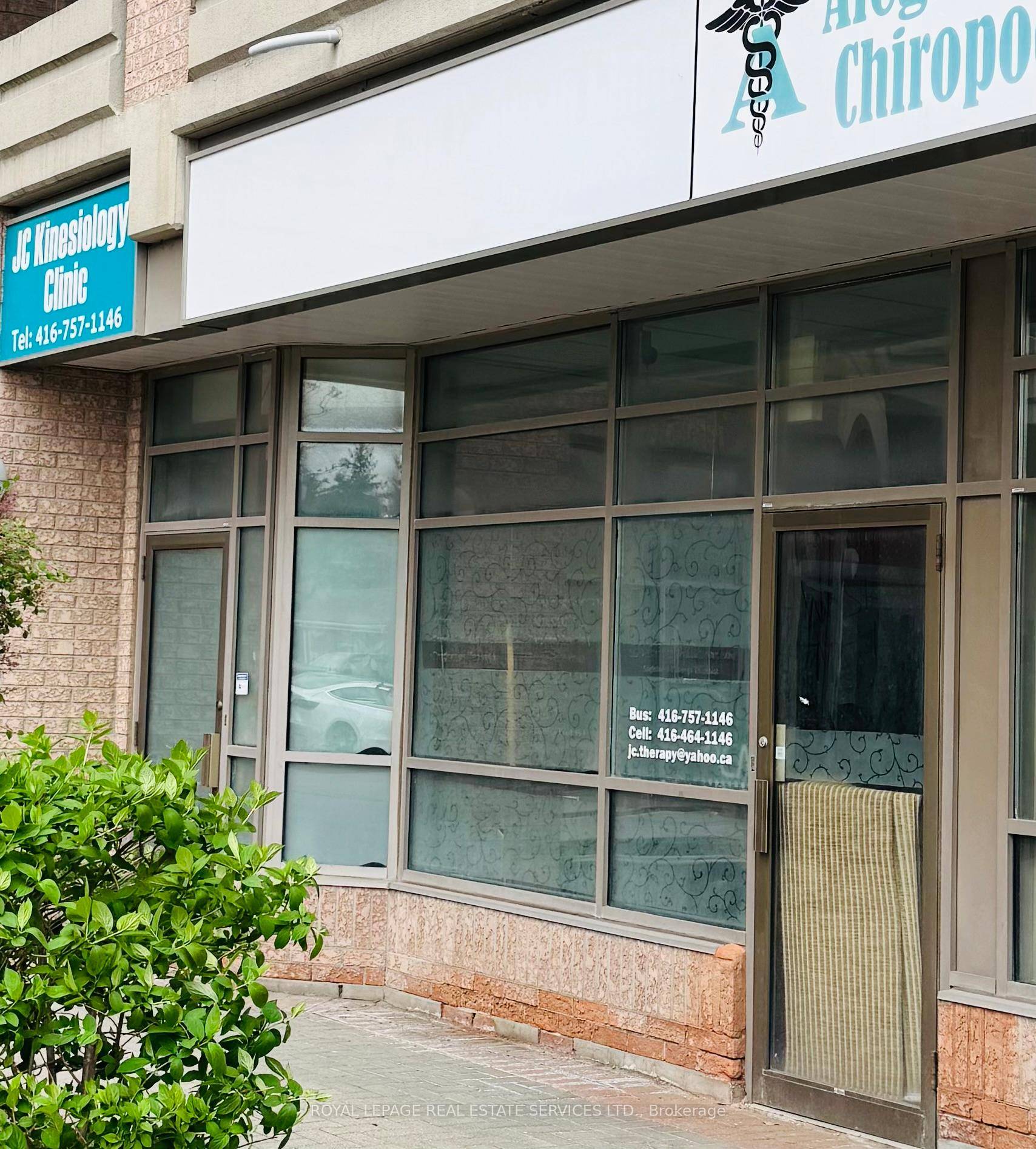 Prime Retail Space for Lease Discover this exceptional 1657 sq.
