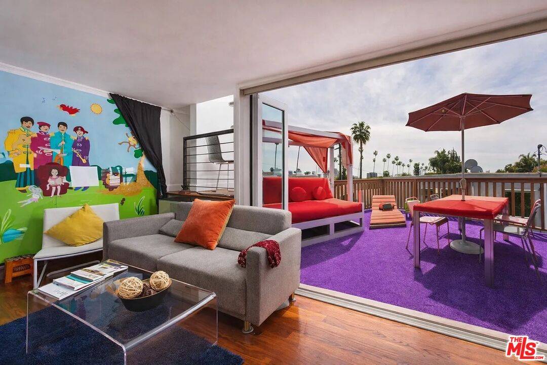 8661 Clifton Way 1BR Beverly Grove La