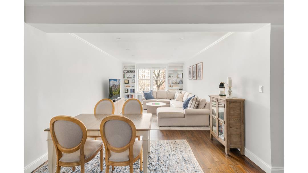 No detail has been overlooked in this meticulously renovated sun filled two bedroom, two bathroom residence located in the heart of Carnegie Hill.