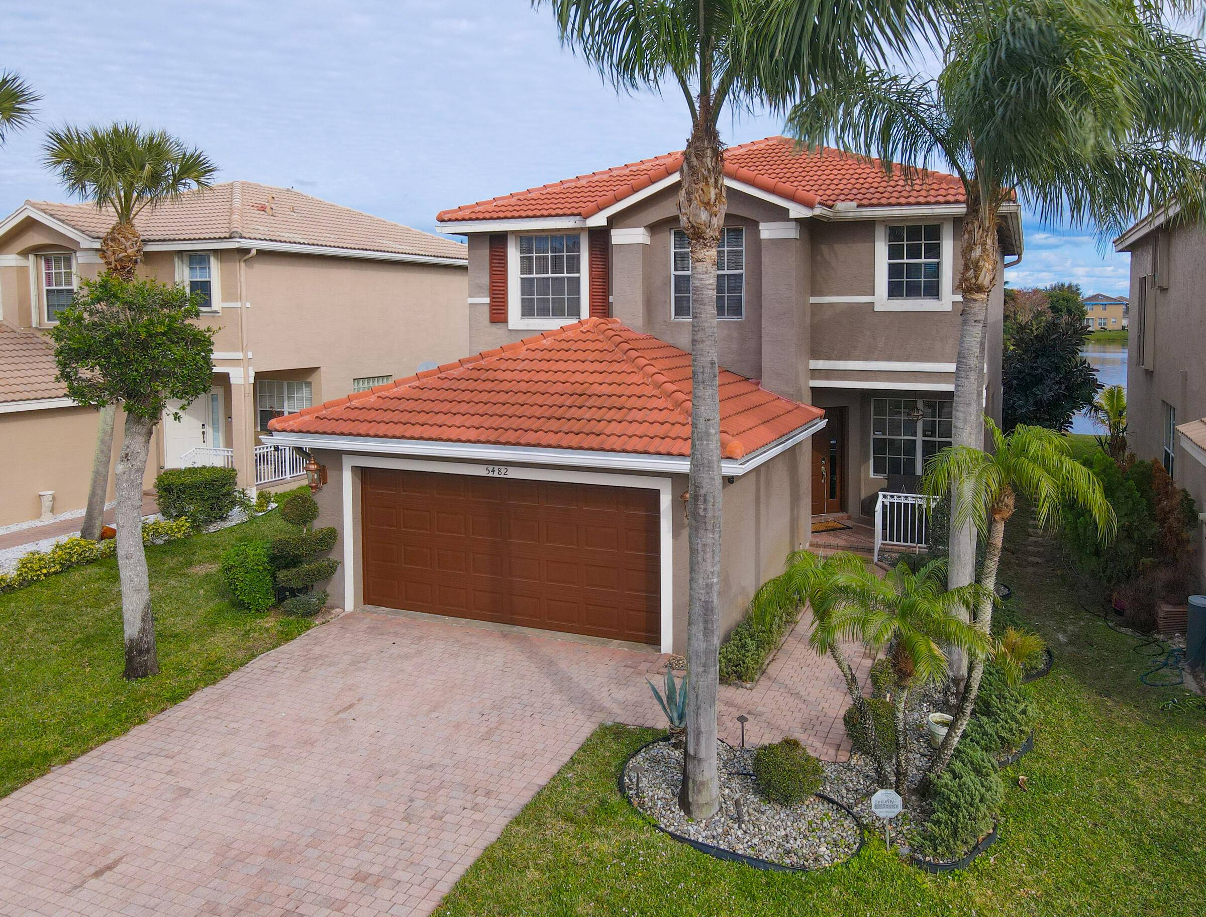 Your Dream Home in Nautica Isles !