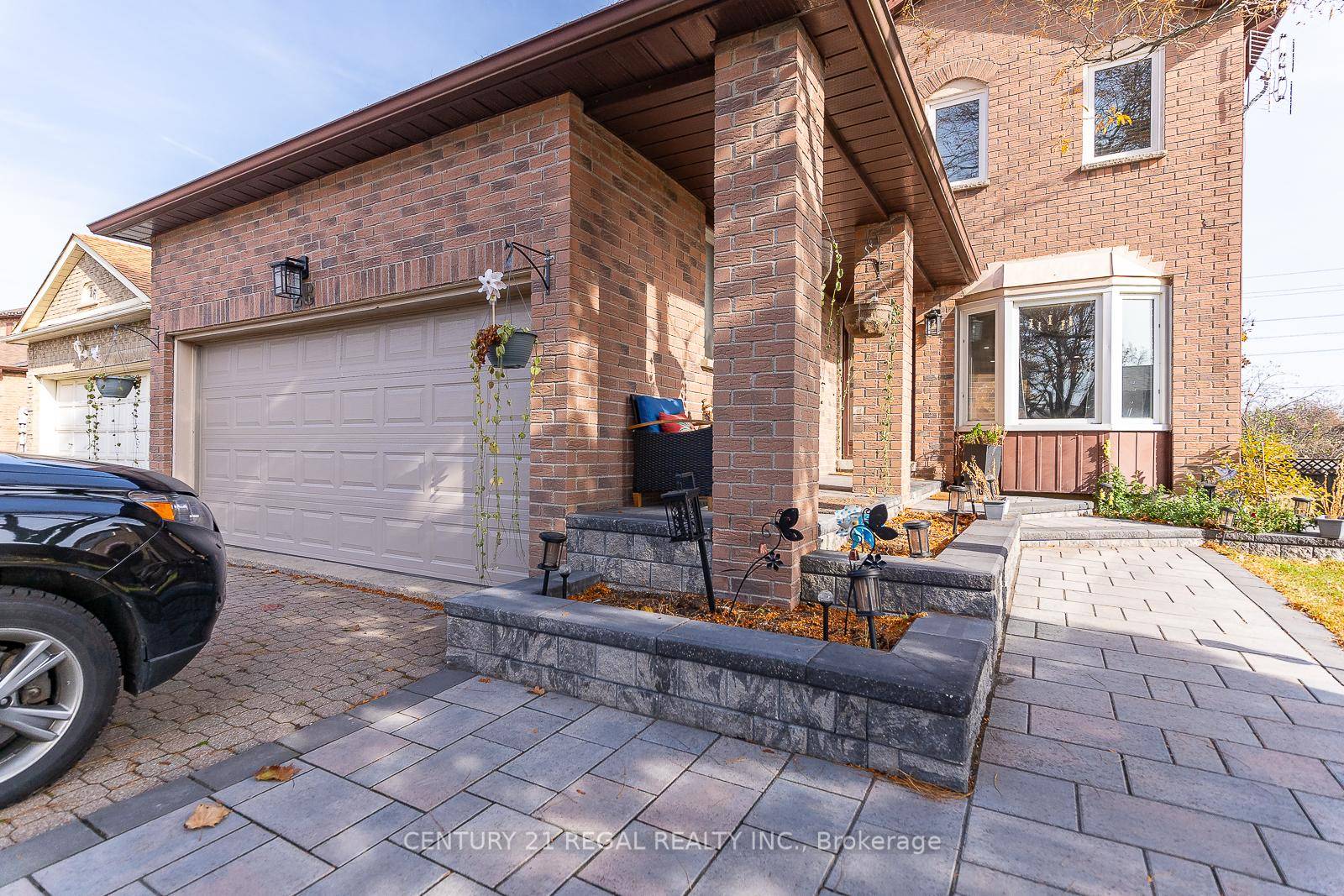 4 bedroom detached house.