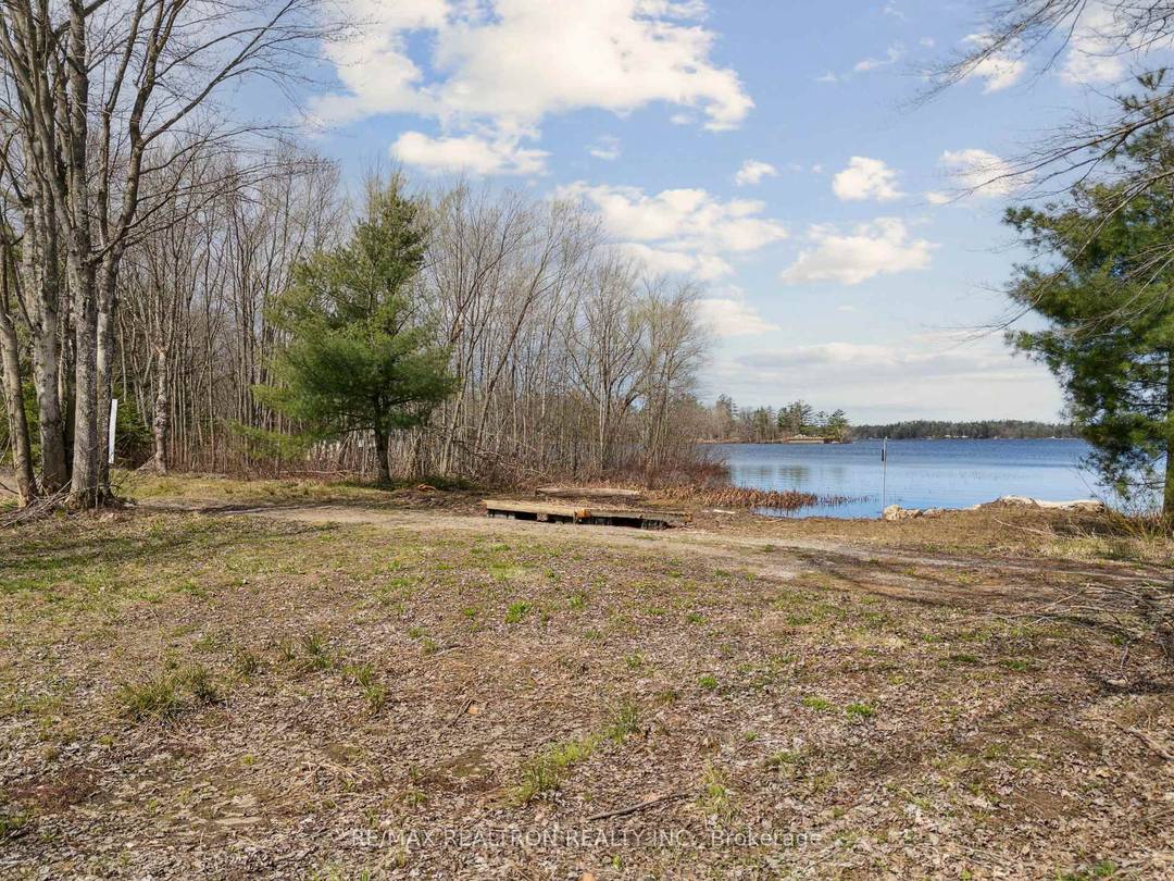 A fantastic 68 acre parcel awaits you just south of Gravenhurst This property encompasses 1056 feet of untouched waterfront on Sparrow Lake while having direct access to the Trent Severn ...