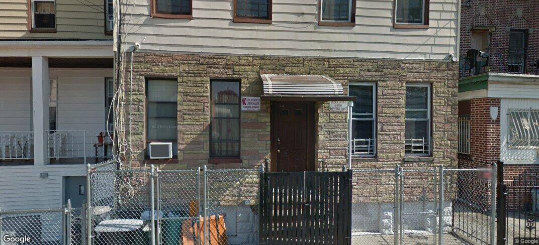 4 family house located in the area of Cypress Hills, close to transportation and everything.