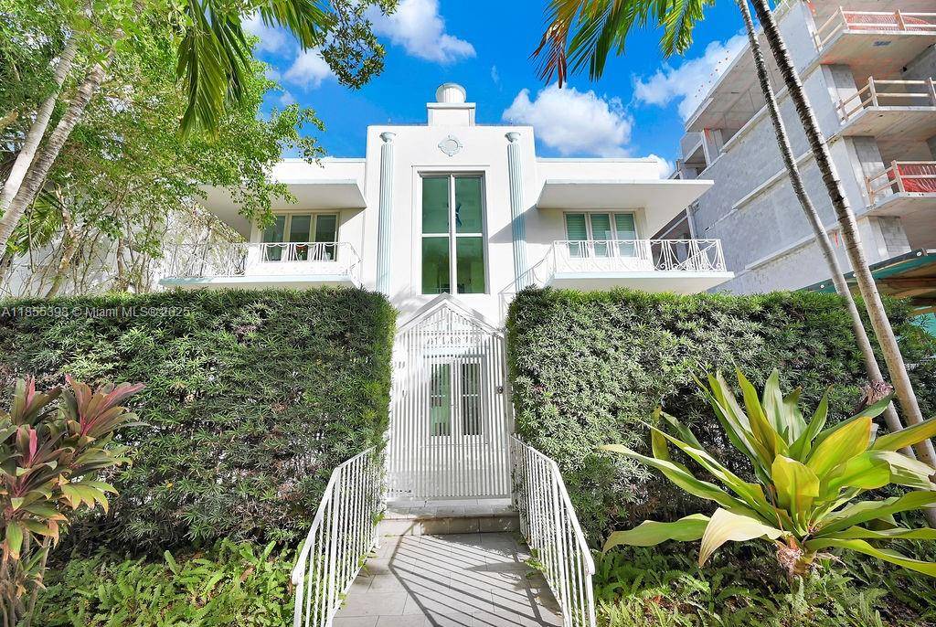 Great price alert identical unit in the building sold for more than 400K.
