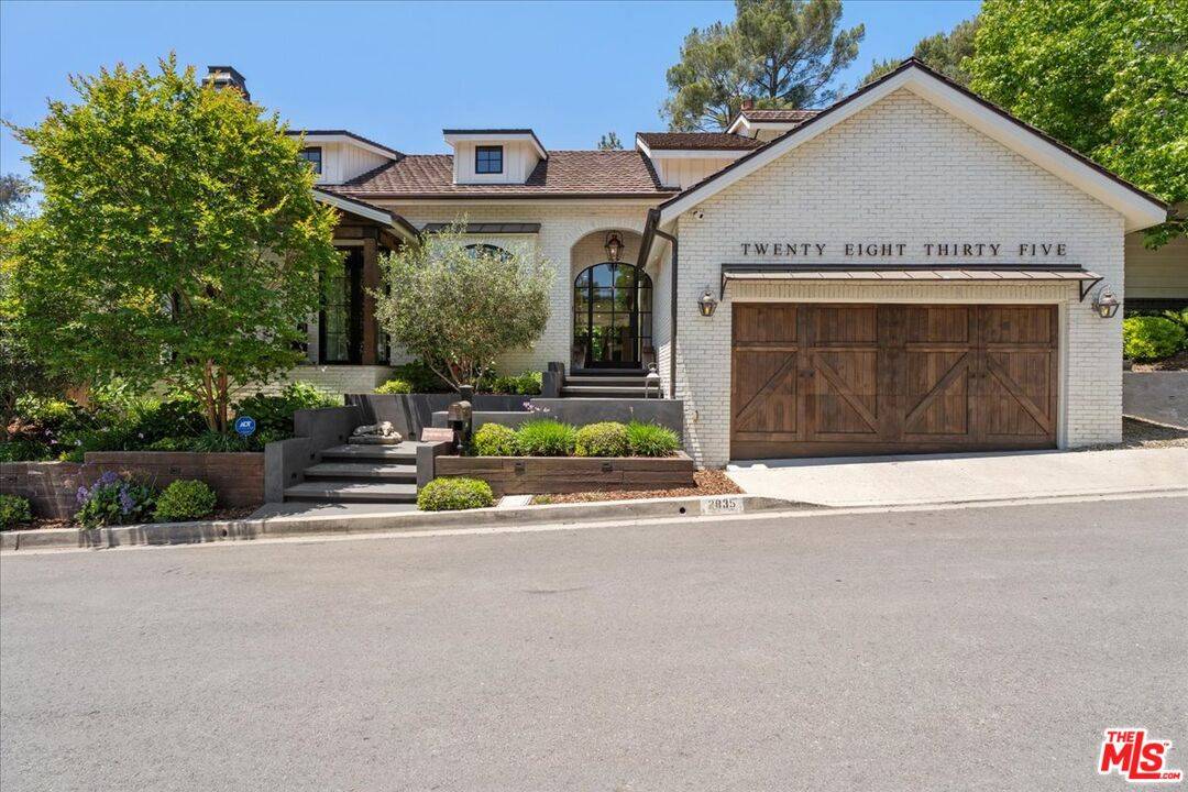 2835   Westbrook Ave 5BR Hollywood Hills East La