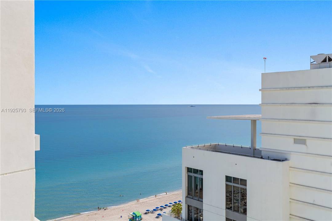 Beautiful Jr. Suite at Fontainebleau III with panoramic ocean, city, and bay views.