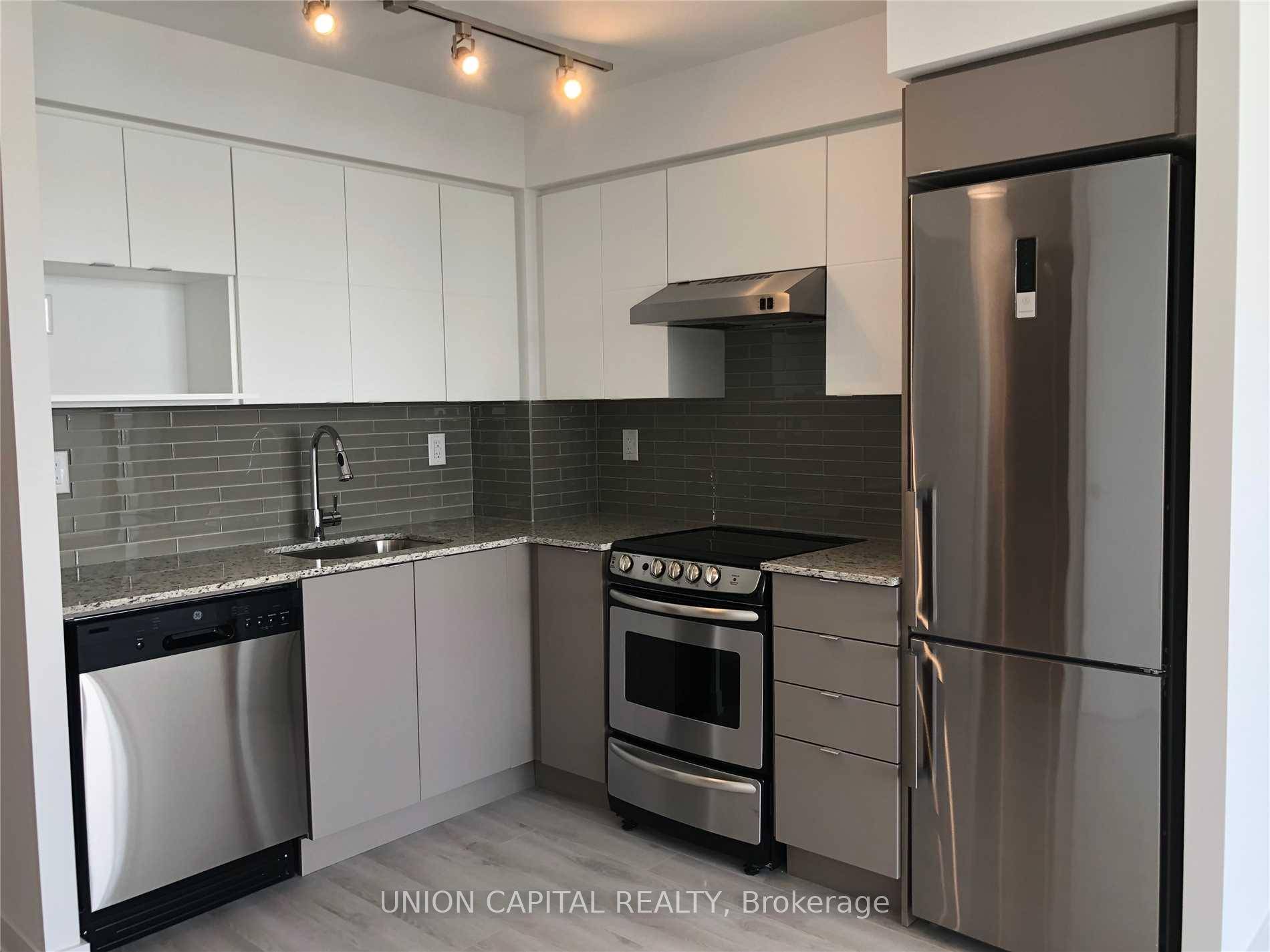 Sunsets, style, and subway accessthis west facing 1 bedroom condo for lease offers unobstructed views and incredible natural light through floor to ceiling windows and a spacious balcony, ideal for ...