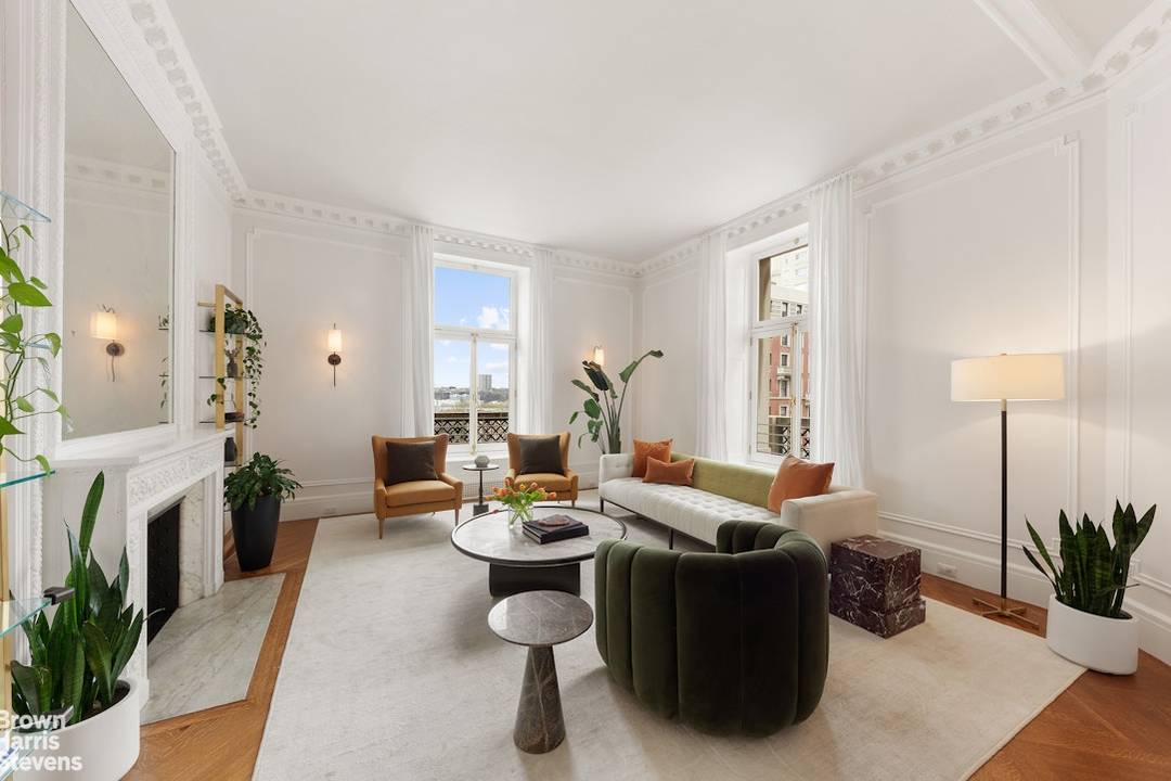 Introducing Apartment 5H at The Apthorp an exquisite 3 bedroom, 3 bathroom residence located within one of Manhattan's most prestigious landmarks.