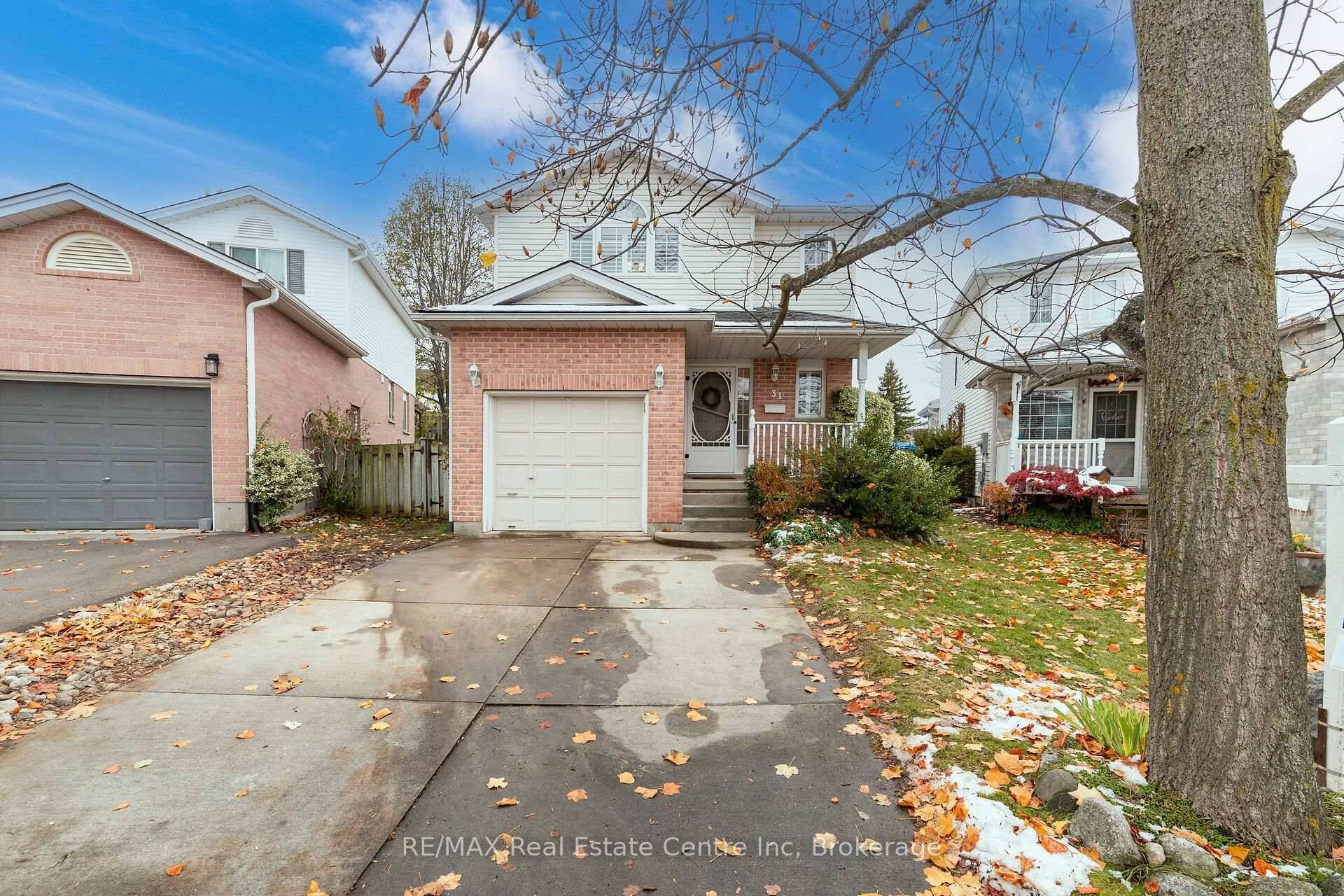 Nestled in a quiet family friendly neighbourhood, is the home you won't want to miss !