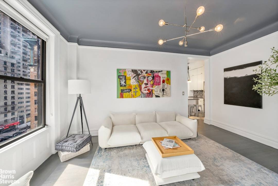 1 bed 1 bath available in the classic pre war building, The Albemarle, which offers peaceful homes in Midtown tucked away from the hustle and bustle of Times Square.