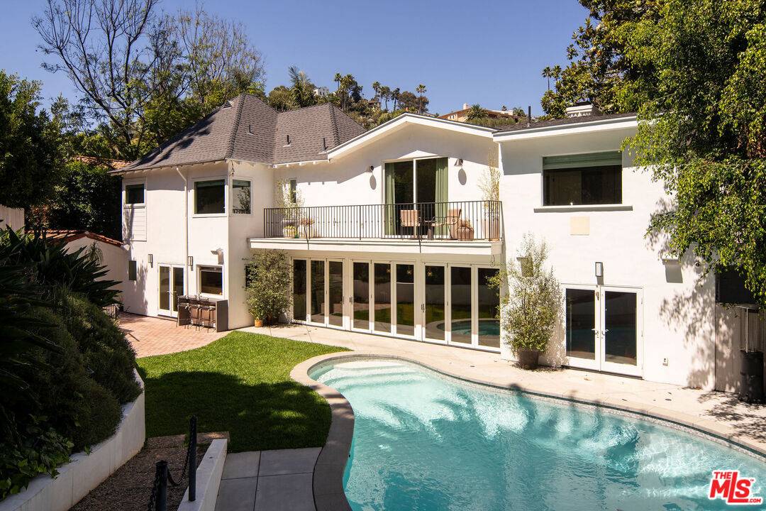 2003 El Cerrito Pl 5BR Hollywood Hills East La