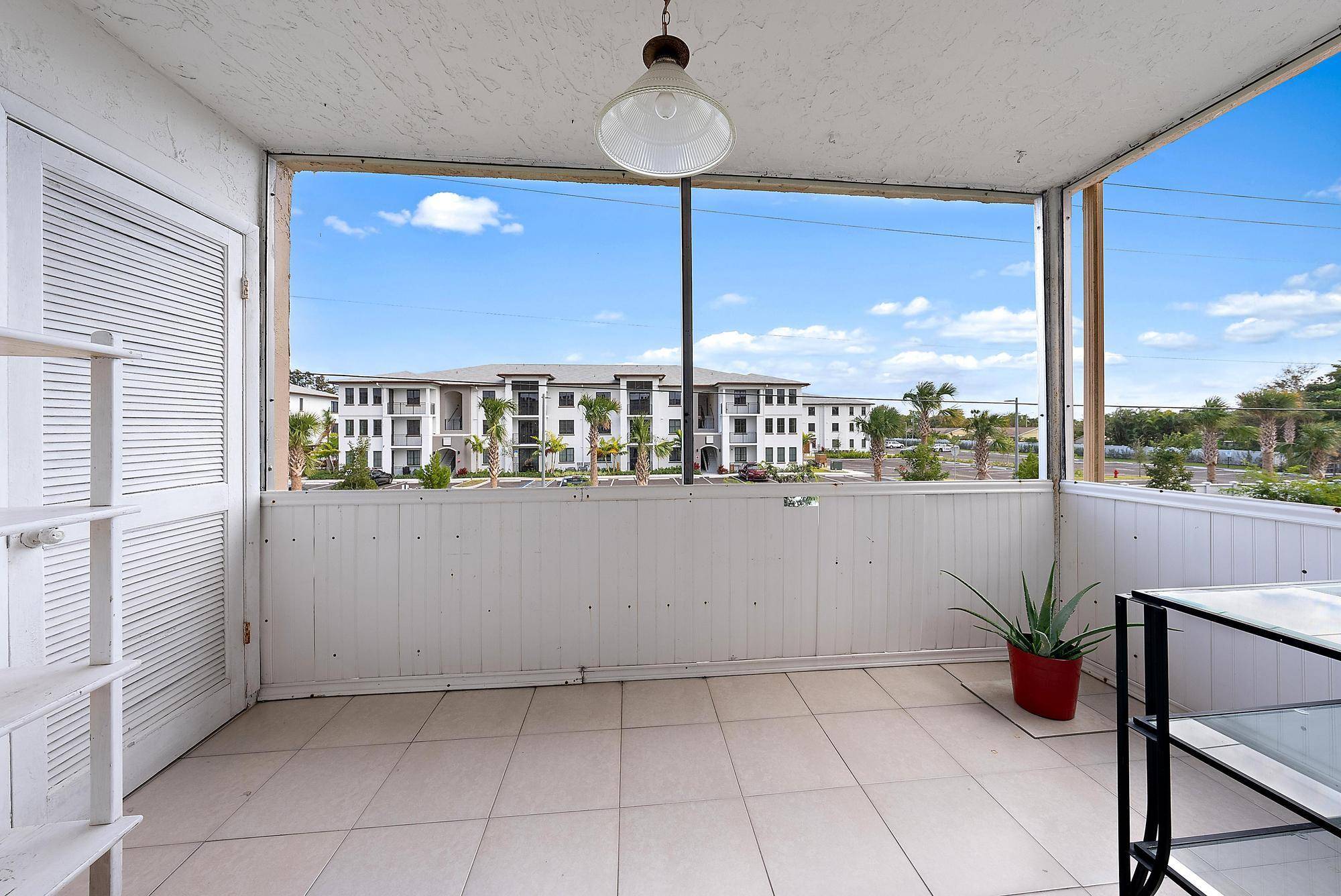Welcome to Your Serene Retreat at Lakeside Village, a vibrant 55 community !