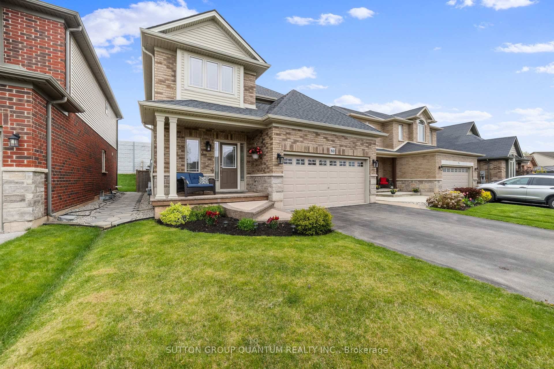 Best Value in Grimsby under 1 Million with offers welcome anytime, this Losani Built home has 4 1 bedrooms, 4 bathrooms and professionally finished basement with a bedroom, 3 piece ...