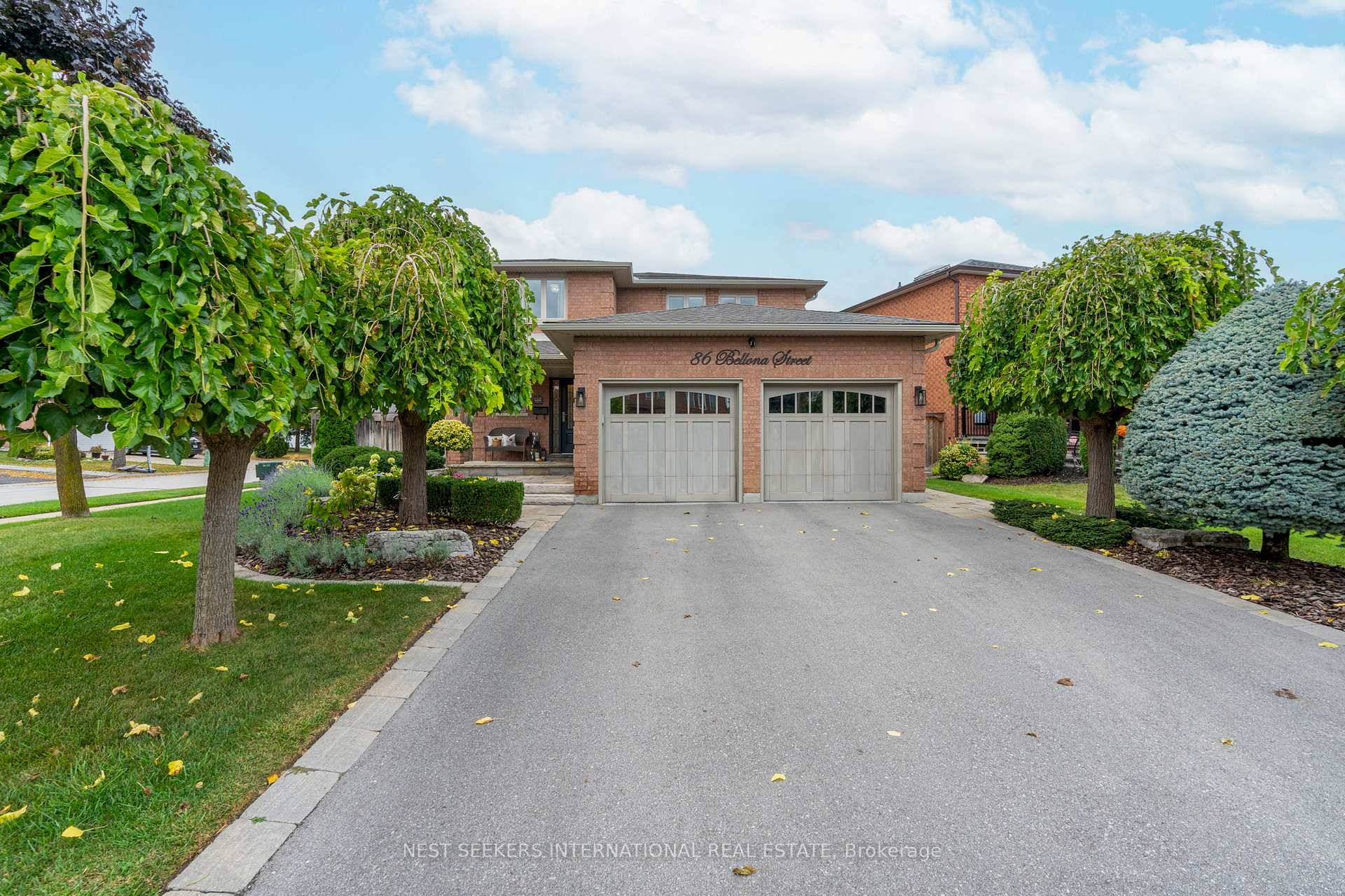 Are you looking for a perfect home in Woodbridge ?