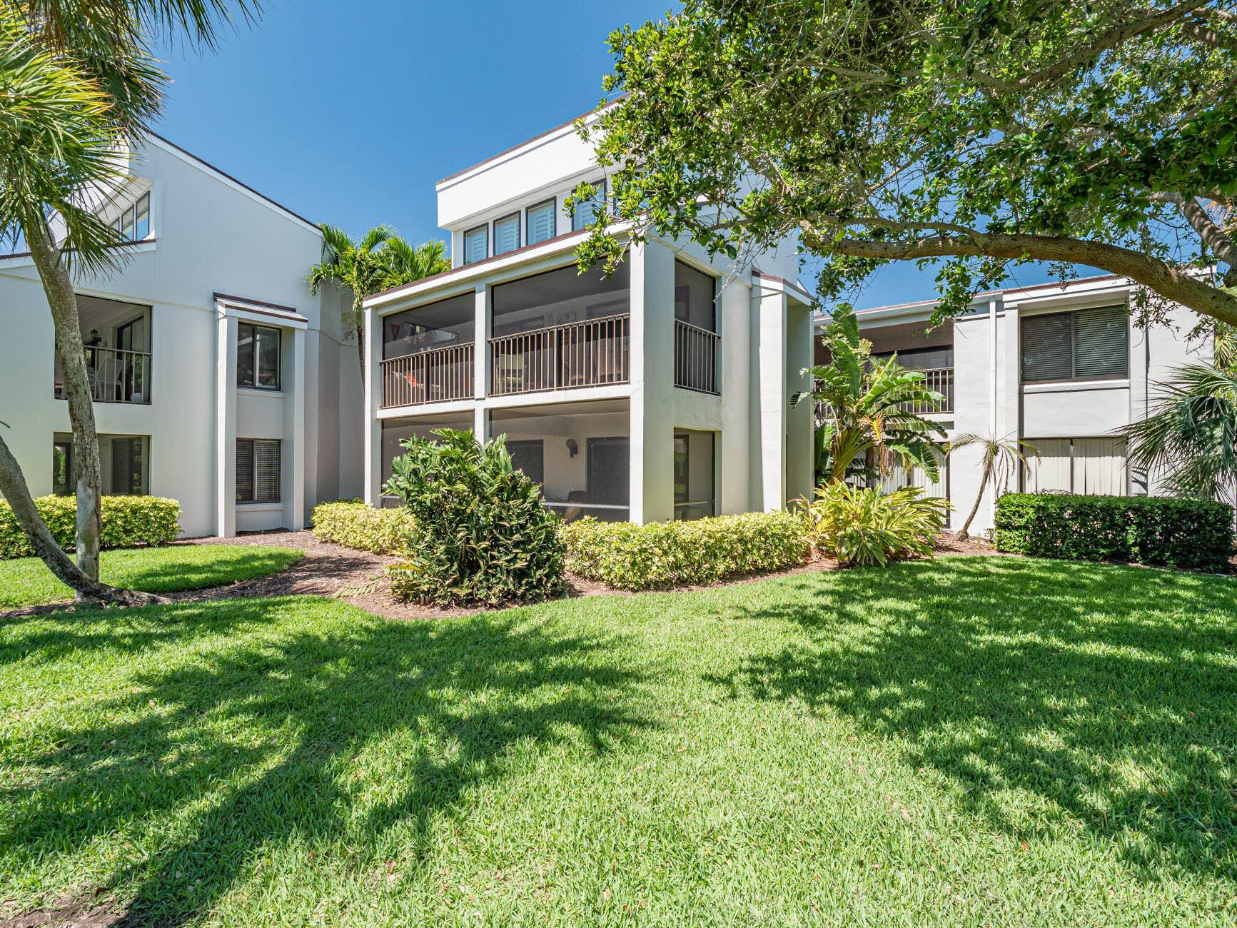 This amazing 2nd floor ranch style home has 2 large bedrooms each with a newer full bath.