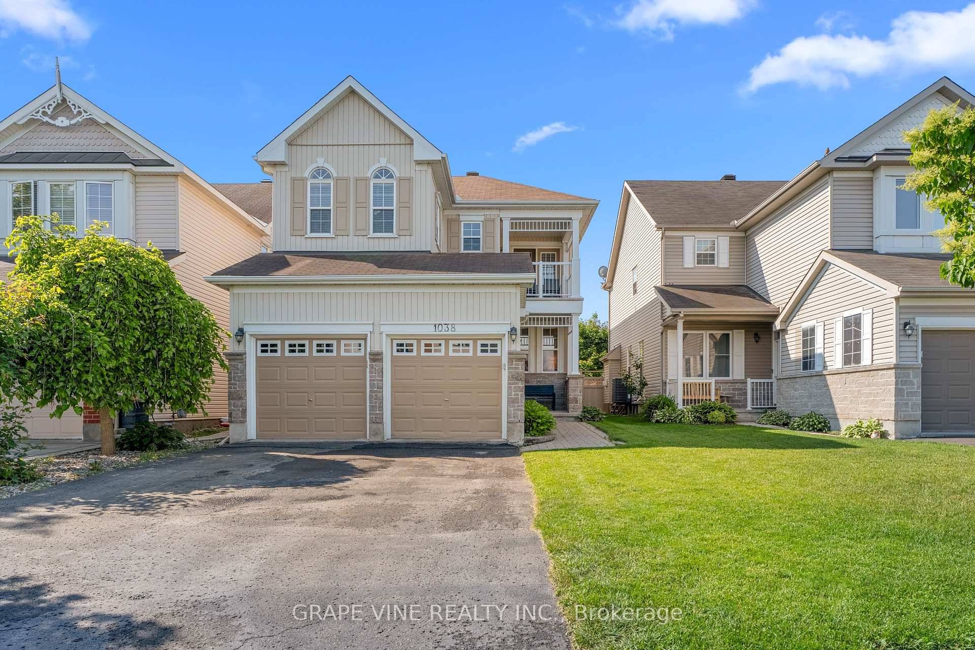 Beautifully maintained 4 bedroom, 3 bathroom Phoenix ''Fairglen''.
