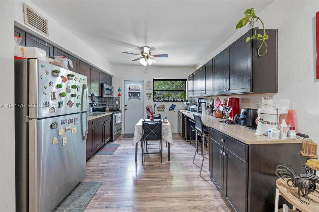 Huge lot, generate from the RV a potential 1500 in Airbnb income or 1000 a month for longer term RV does not convey in the sale sold separately inquire for ...