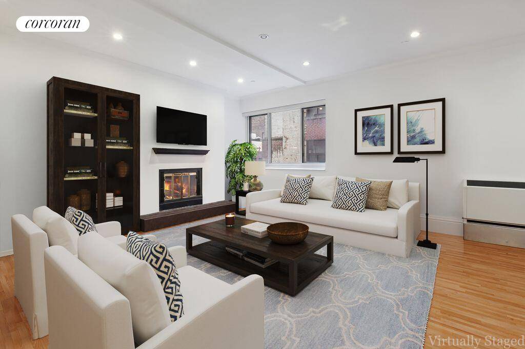In the center of Gramercy Park awaits a home that blends comfort, charm, and versatility.