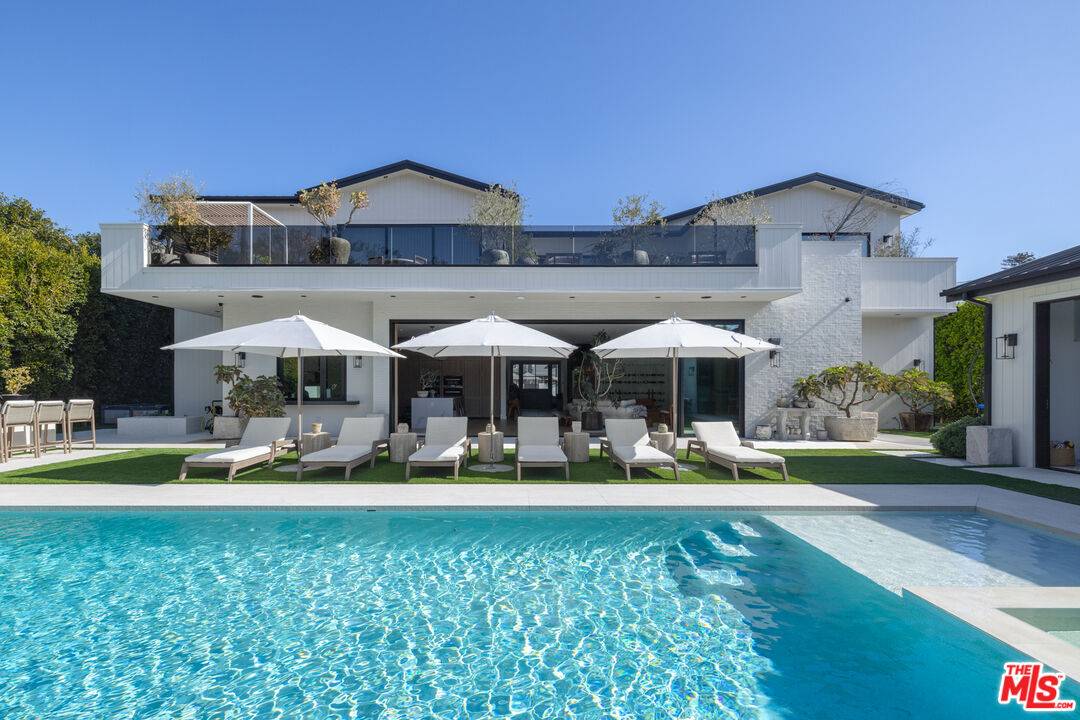 455  N Bundy Dr 6BR Brentwood La