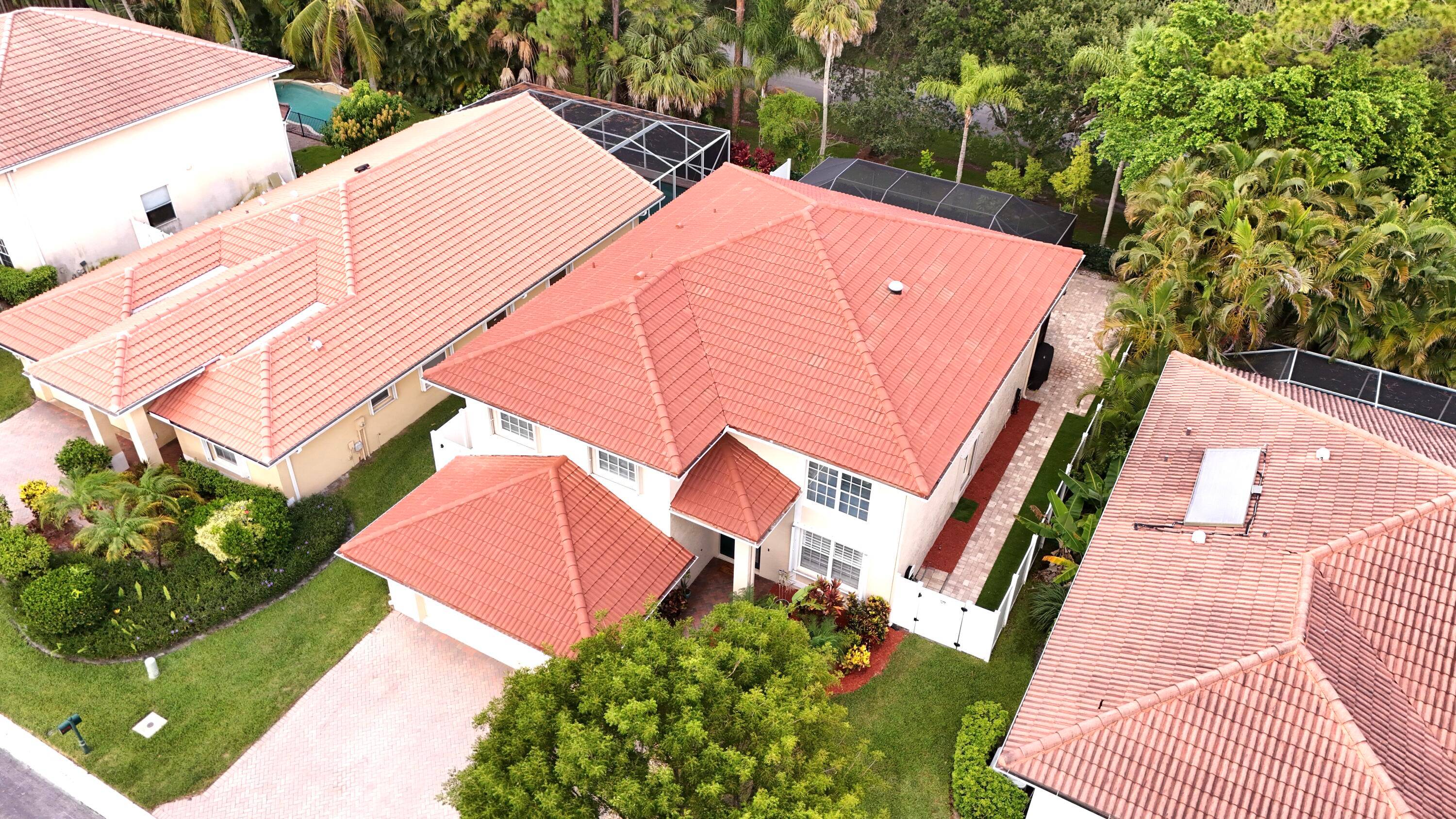 Click Virtual Tour for a Matterport Home Tour !