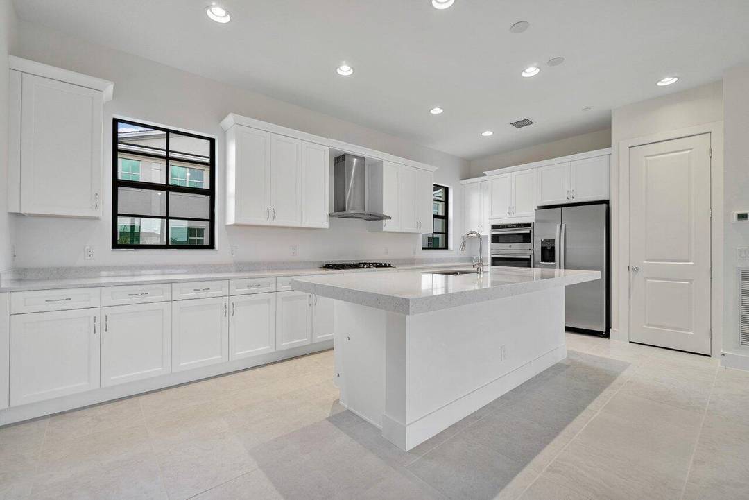 Fabulous townhouse with many upgrades located in the highly desirable Alton community.