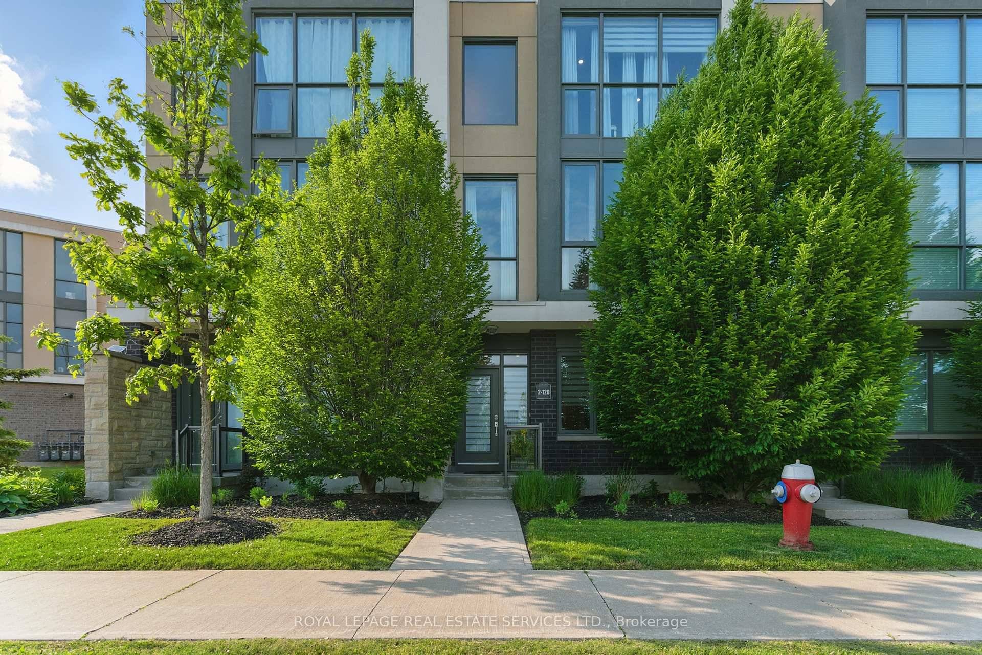 Absolutely Stunning Marquee Townhome Backing Onto Park Showstopper 10 !