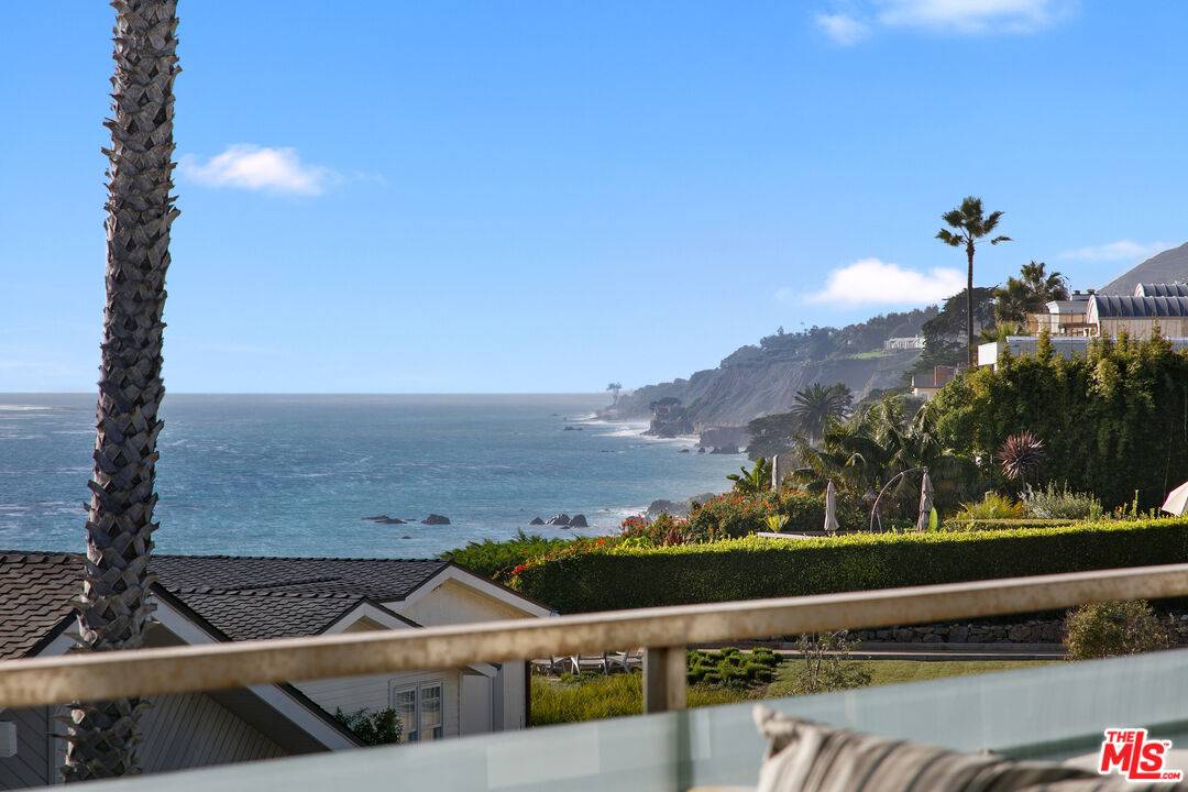 31558 Victoria Point Rd 4BR Malibu La