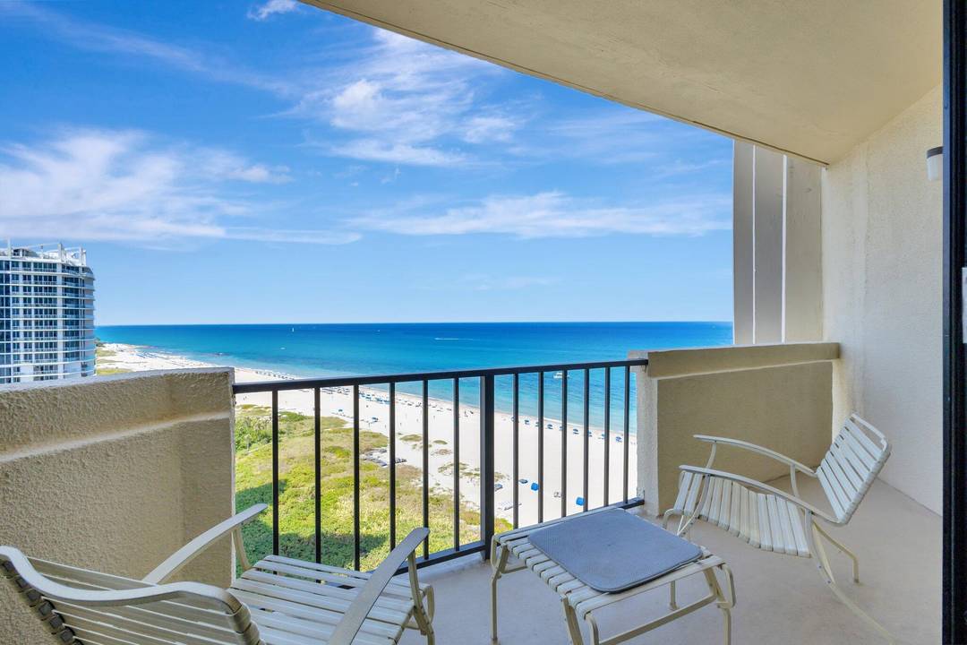 AVAILABLE 4 1 2026 PRICE SHOWN IS OFF SEASON Experience breathtaking sunsets and sweeping views from the balcony of this beautifully upgraded, move in ready rental.