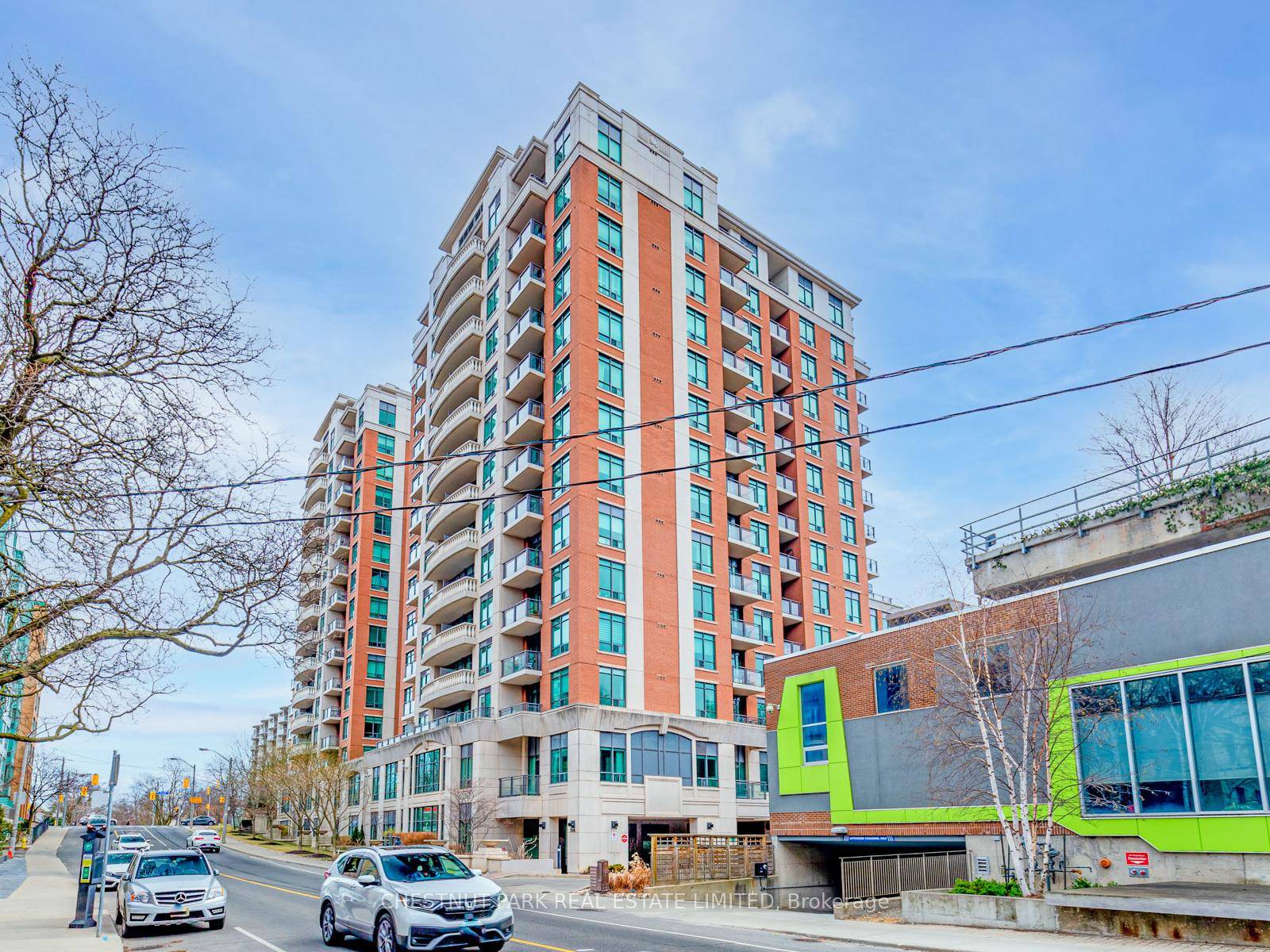 Luxurious Building, Beautifully Upgraded Suite With 9 Foot Ceilings In Prime Midtown Toronto With Gorgeous State of the Art Brand New Amenities.