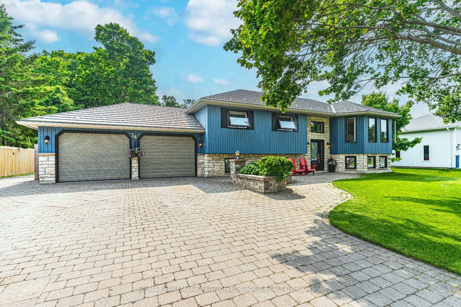 BEAUTIFULLY DESIGNED, MOVE IN READY, amp ; A BACKYARD BUILT FOR LUXURY OUTDOOR LIVING !