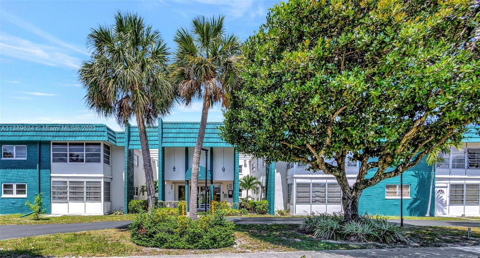 Spacious first floor condo for sale in active 55 Castle Garden community !